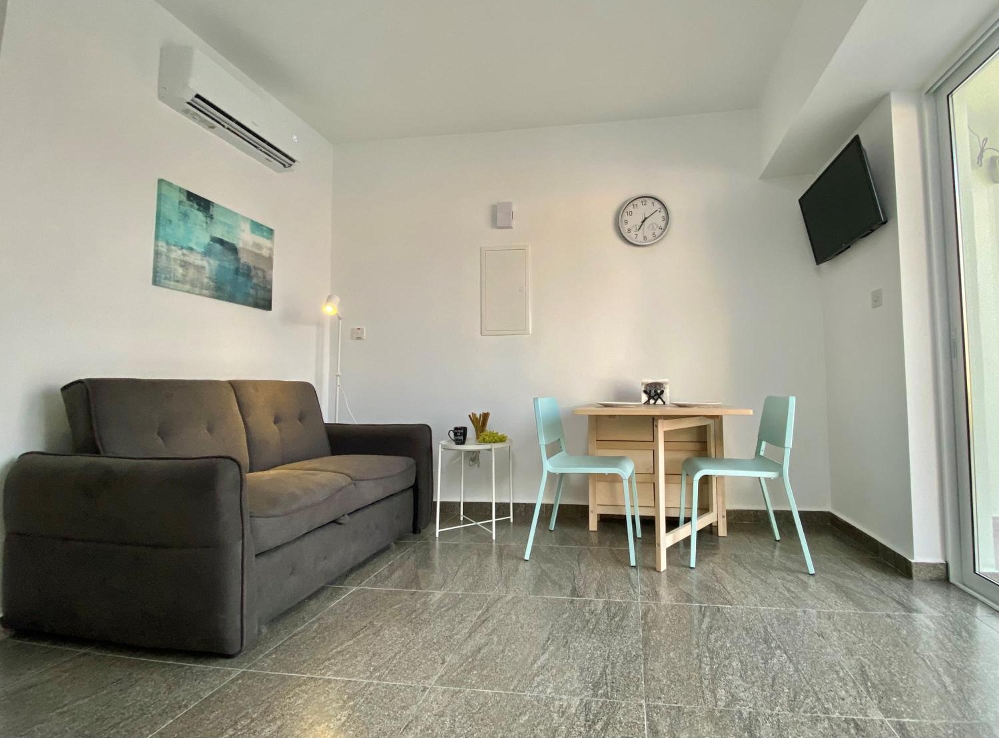 Ev Zin - Modern, Cozy, 1 Bed, Pool, 2 Balconies, A105 Apartment Paphos Luaran gambar