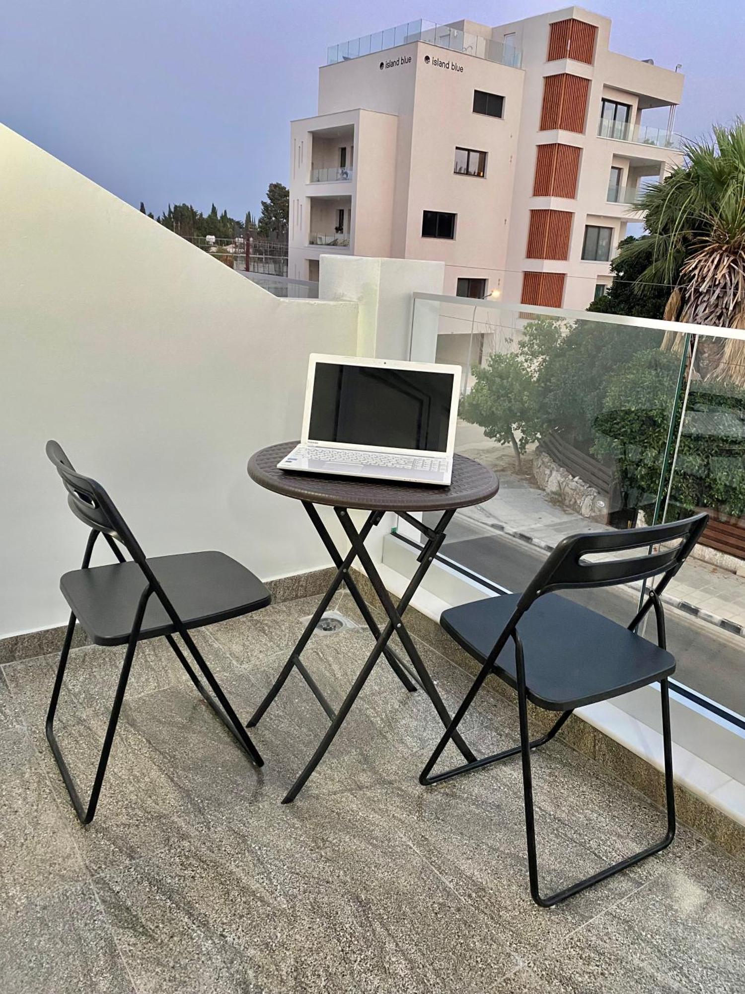 Ev Zin - Modern, Cozy, 1 Bed, Pool, 2 Balconies, A105 Apartment Paphos Luaran gambar